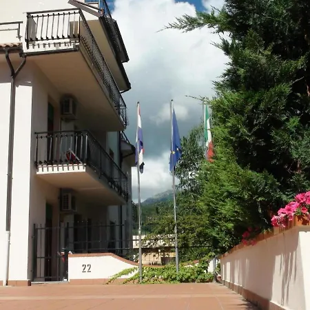 Appartamento Ferienwohnung In Gruner Umgebung Ideal Fur Familien, Mit Pool, Garten Und Mtb Shuttle-bus *